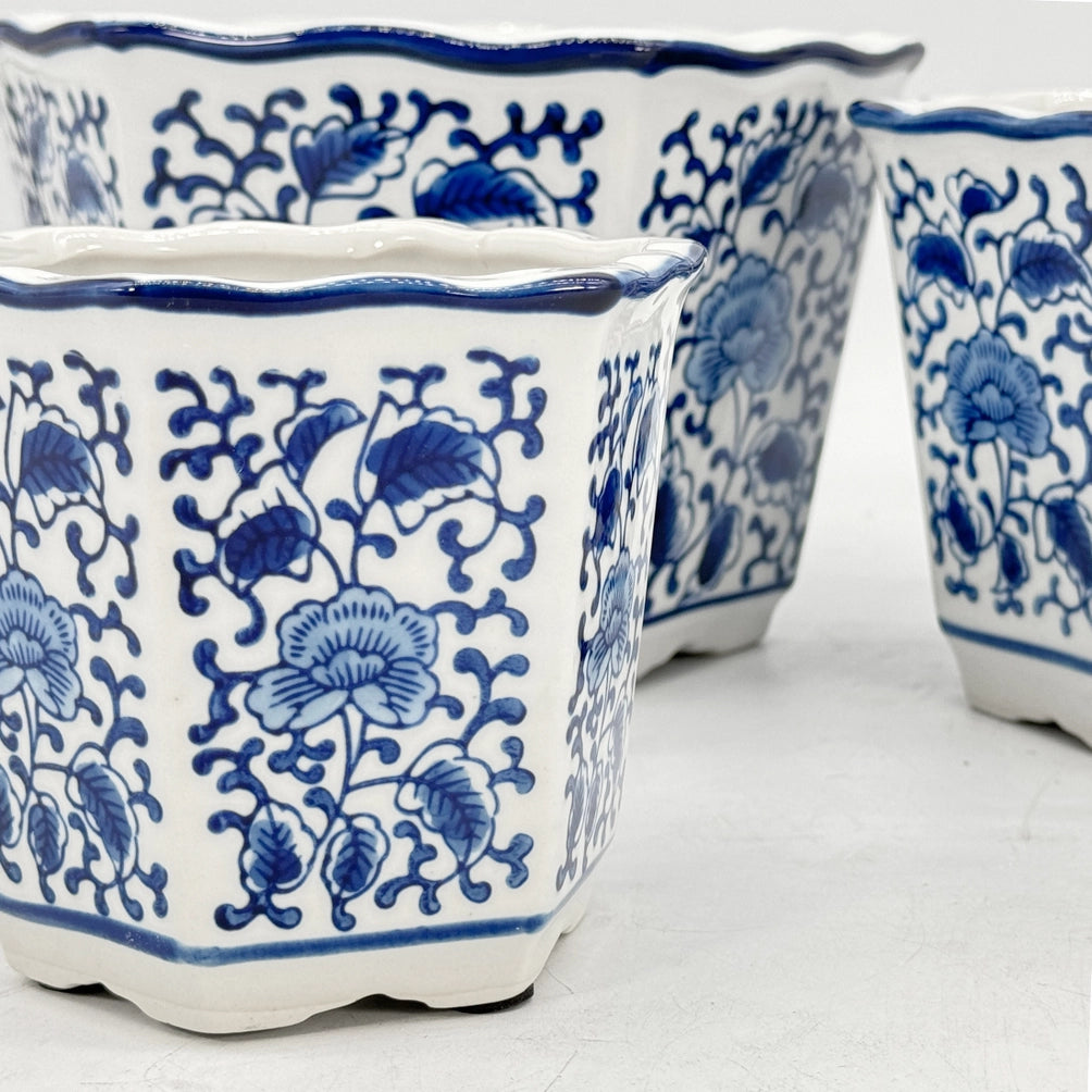Blue & White Hexagon Floral Ceramic Ruffled Lip