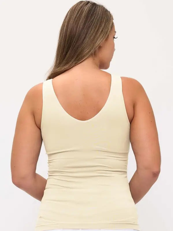 Plus Reversible Seamless Tank with Built in Bra