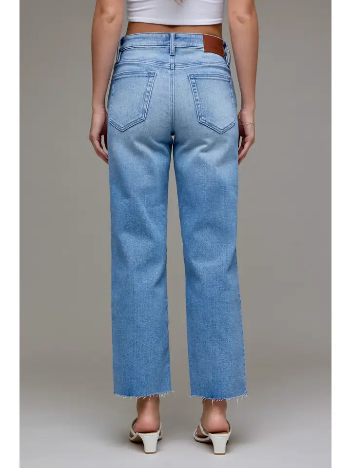 Ella Medium Wash Mid Rise Stretch Classic Cropped Pants