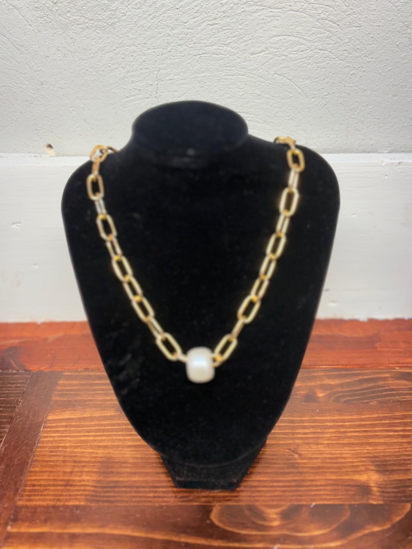 Golden Pearl Link Necklace - Long