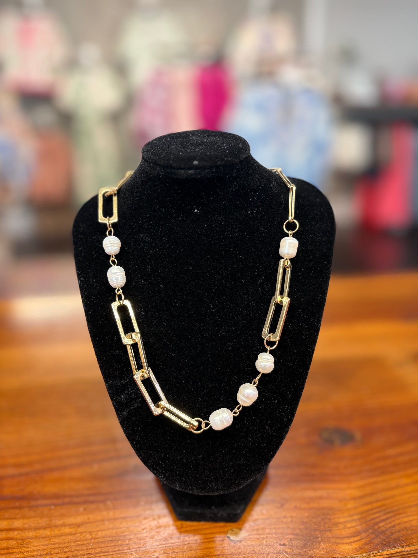 The Modern Pearl Chain Necklace