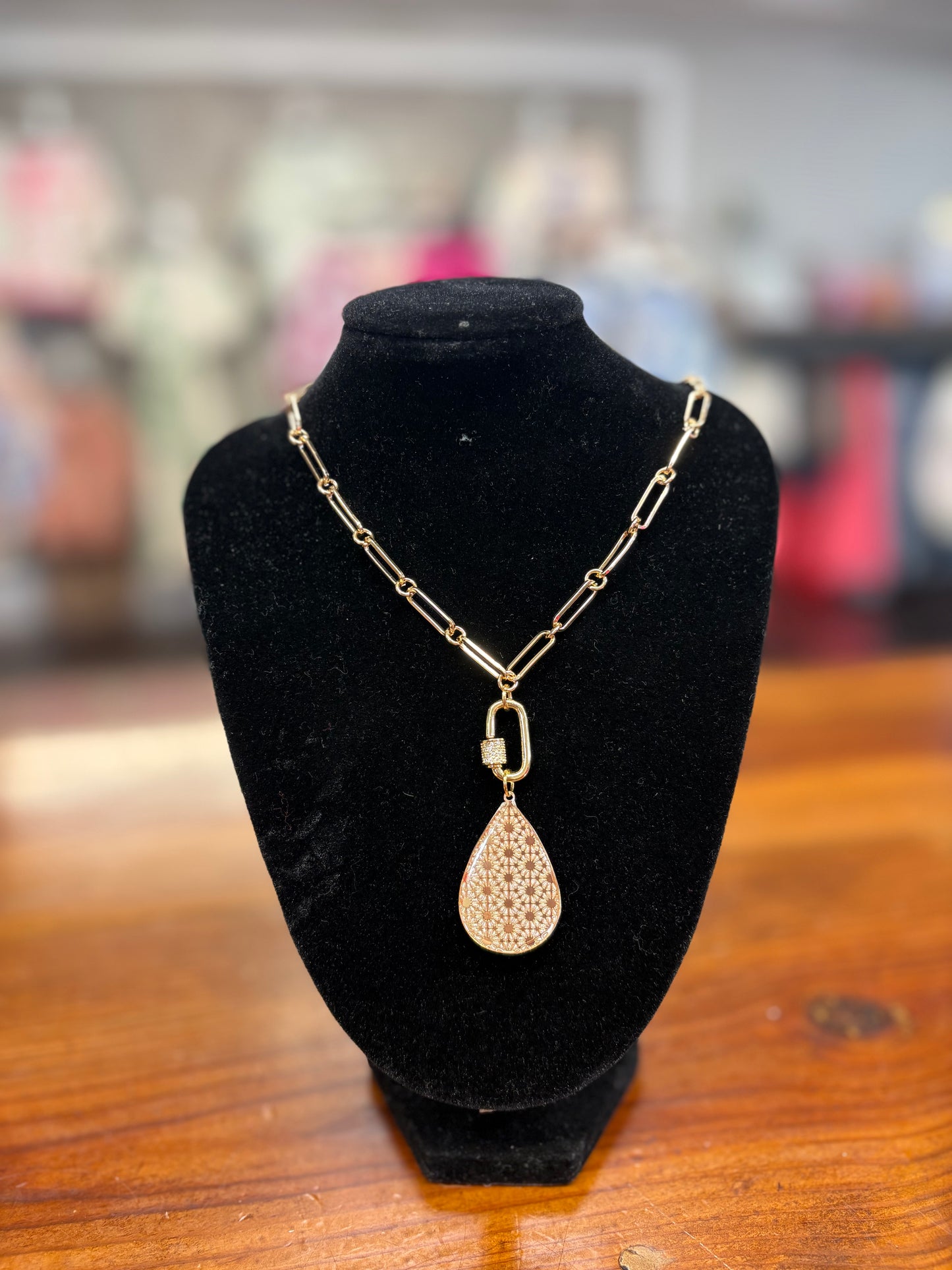 The Sunlit Drop Pendant