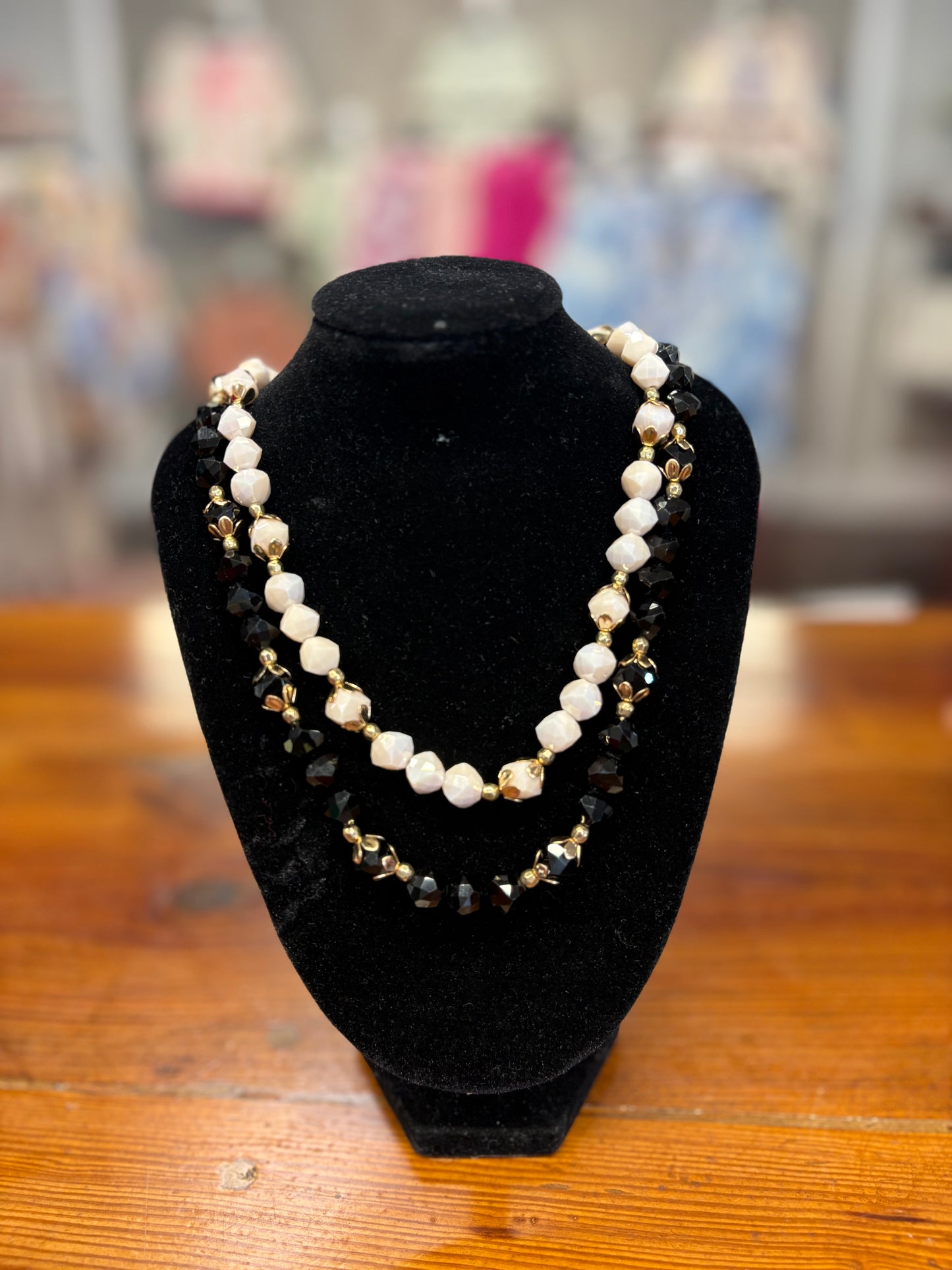 The Chic Contrast Layer