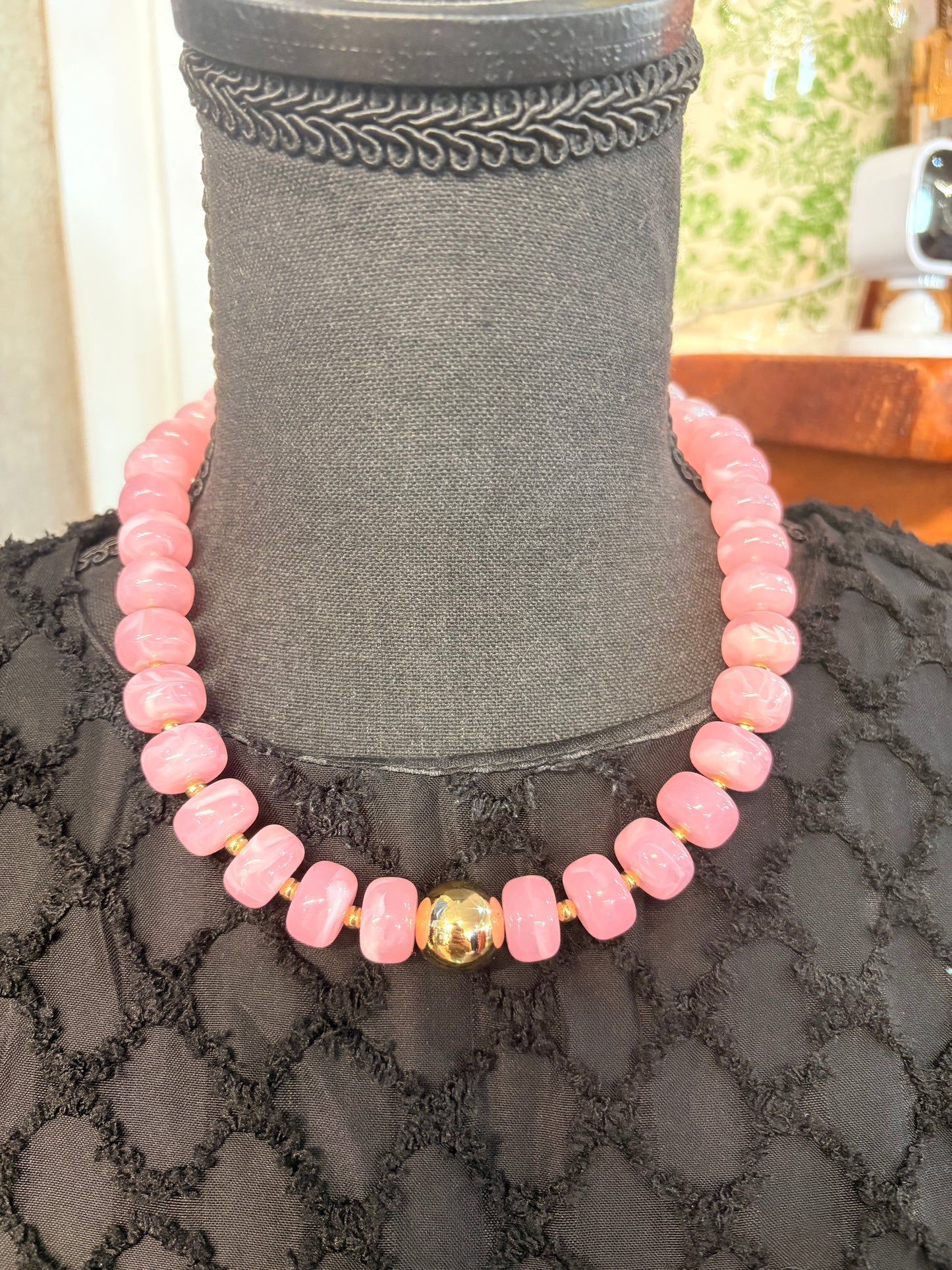Pretty in Pink Necklace