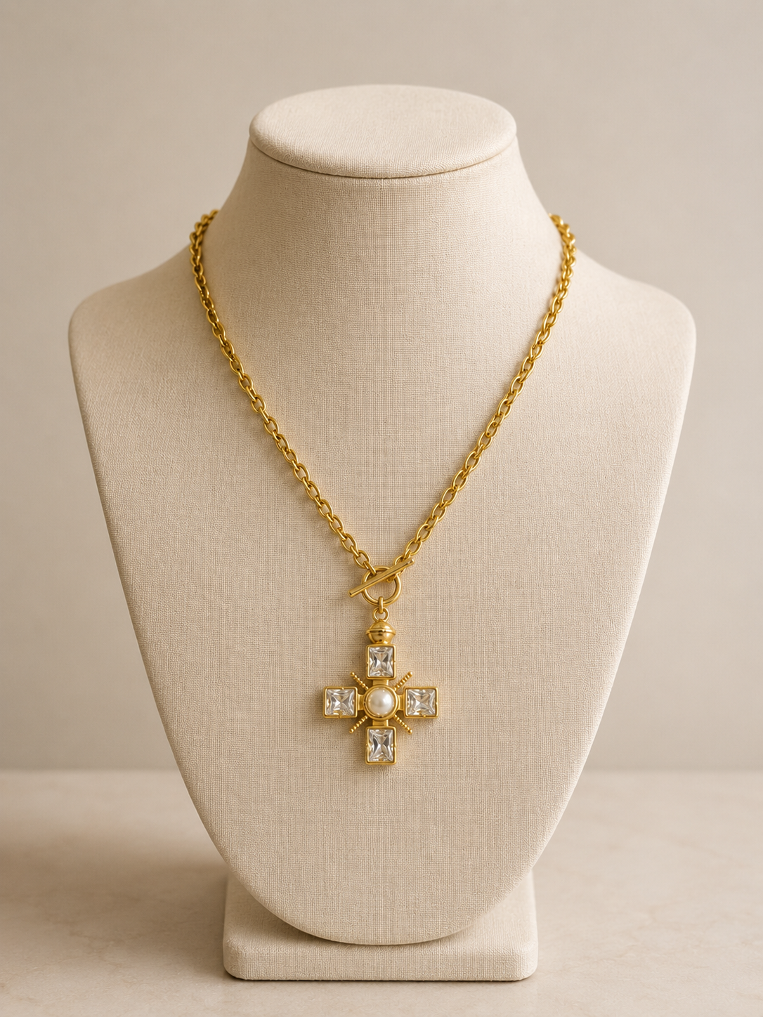Pearl and Gold Necklace
