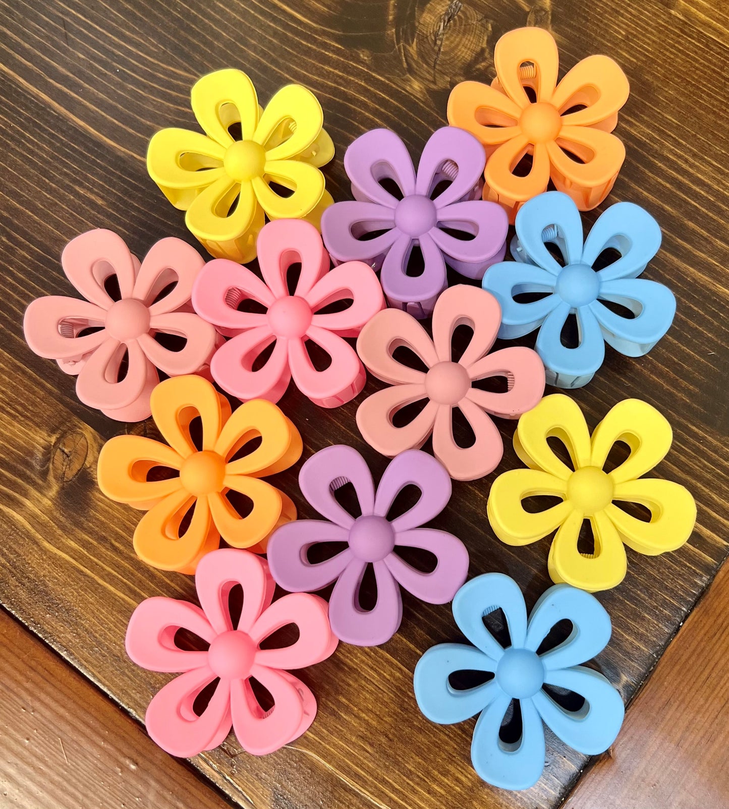 Large Flower Shaped Hair Clip