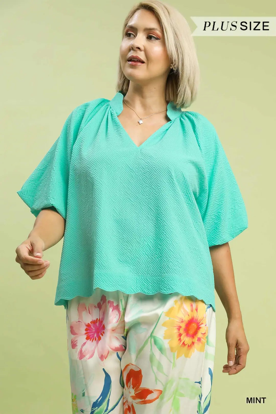 Plus Mint Scallop Hem Blouse
