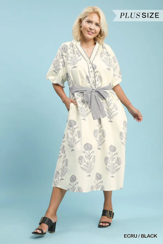 Plus Black & White Floral Print Maxi Dress