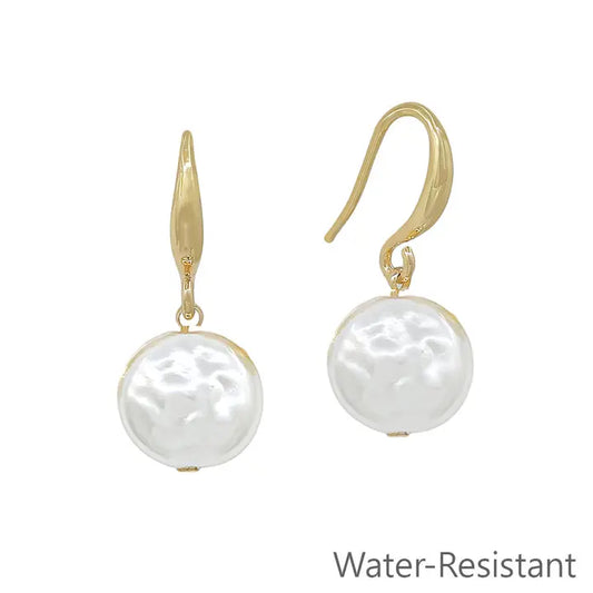 Gold Fishhook Earring with Freshwater Pearl