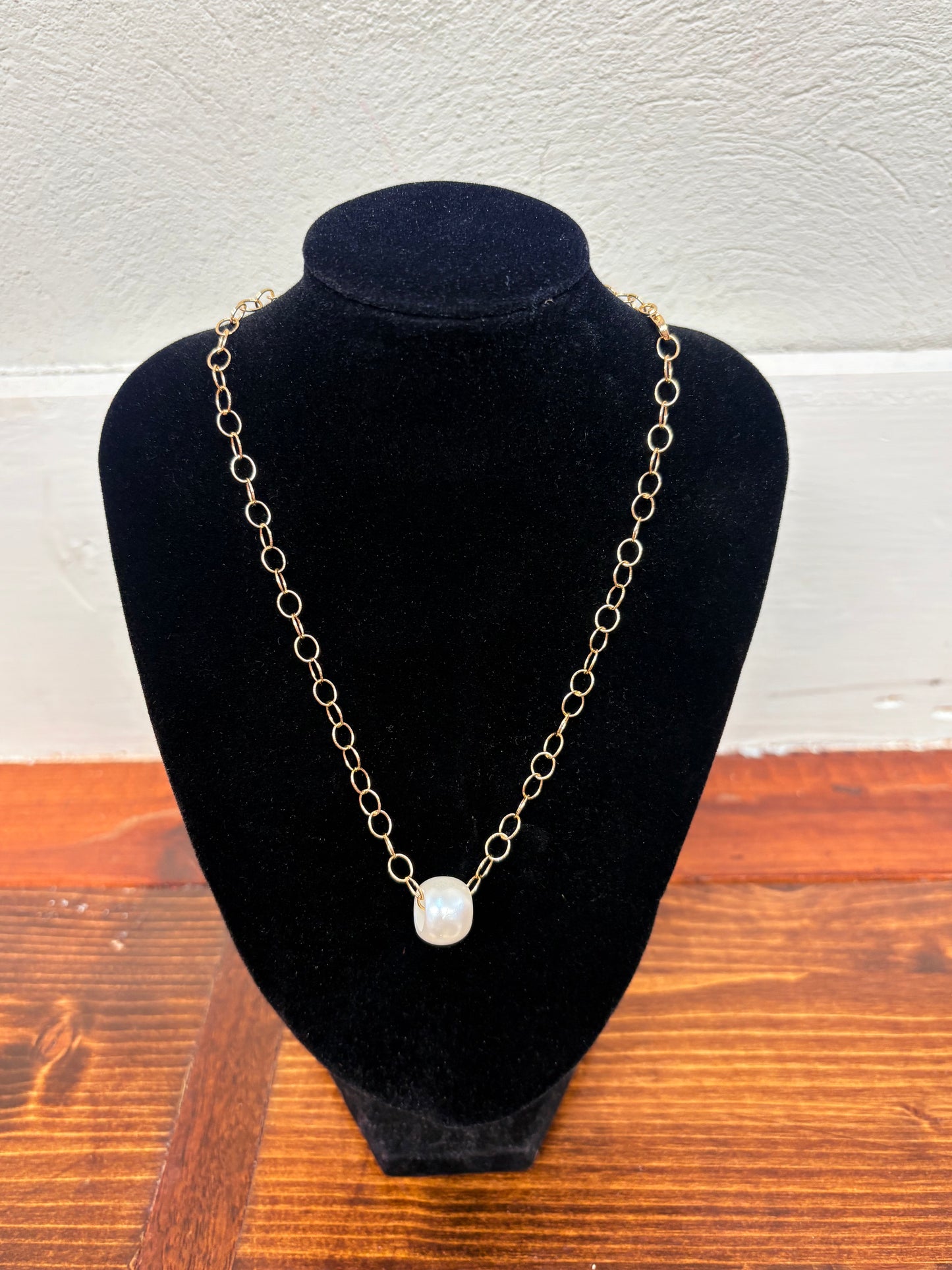 Gold Whisper Necklace