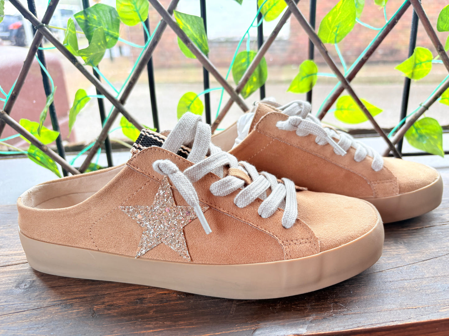 Shu Shop Polka Suede Beige Star Sneakers