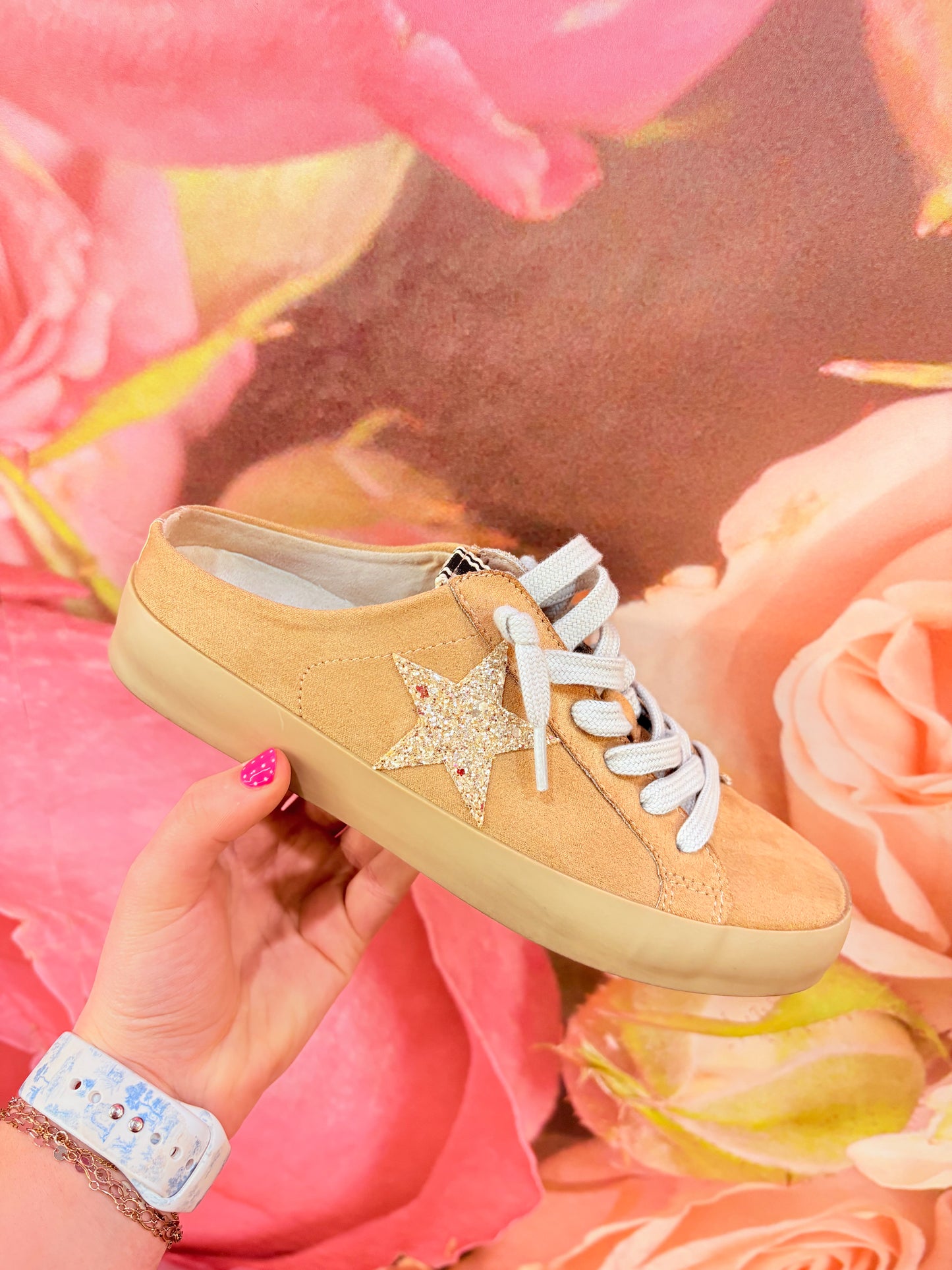 Shu Shop Polka Suede Beige Star Sneakers
