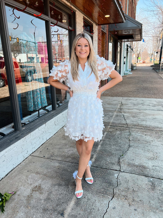 Umgee White 3-D Flower Dress