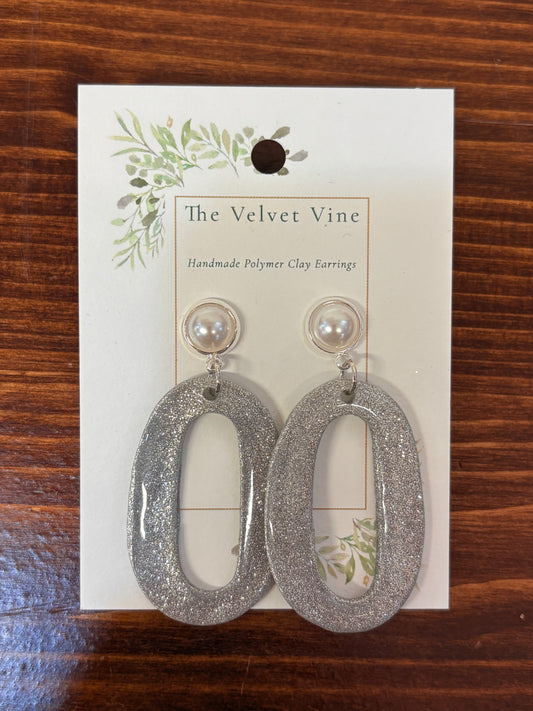Pearl Grey Earrings