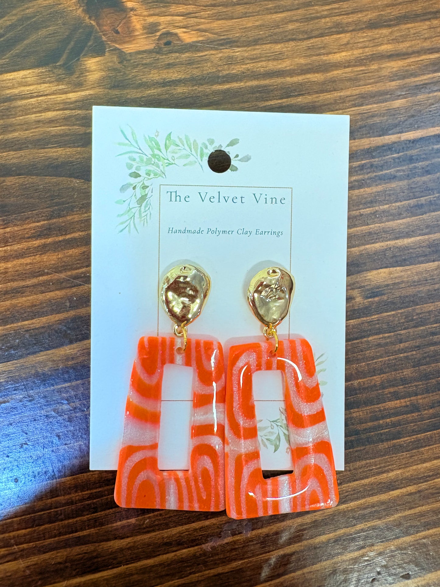 Volunteer Vibes Earrings