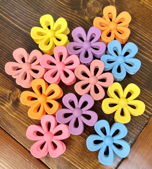 Large Flower Shaped Hair Clip